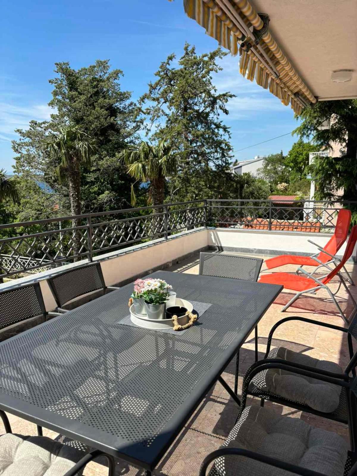 Helen Apartments Цриквеница Экстерьер фото