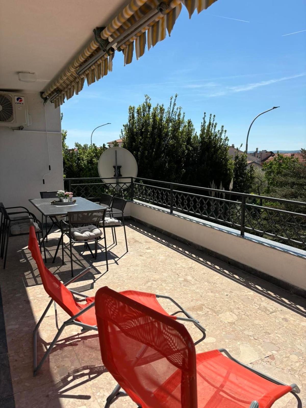Helen Apartments Цриквеница Экстерьер фото