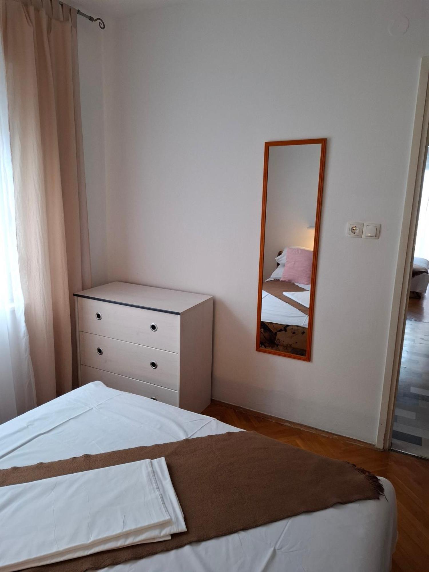 Helen Apartments Цриквеница Экстерьер фото