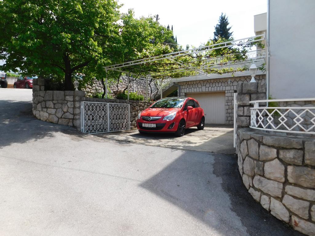 Helen Apartments Цриквеница Экстерьер фото